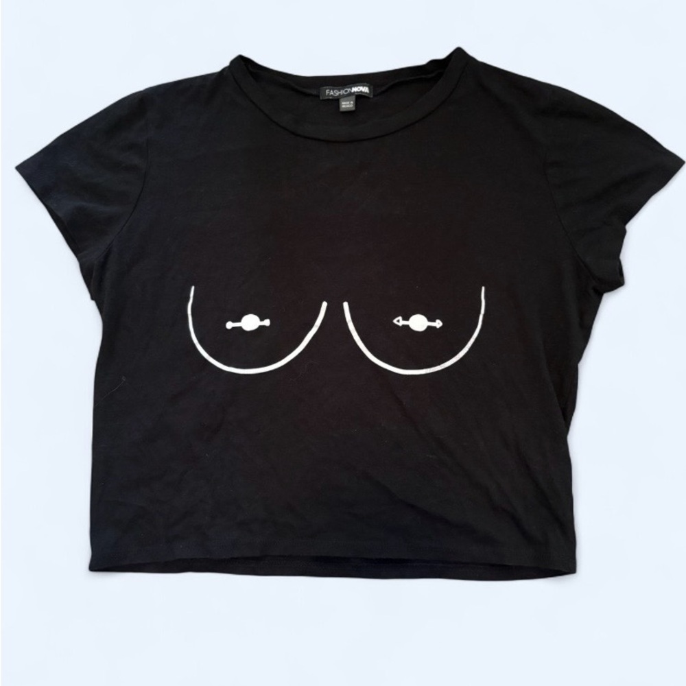 Fashion Nova Black Graphic Crop Top Edgy Minimal Line Art Tee Size XL - Picture 2 of 5